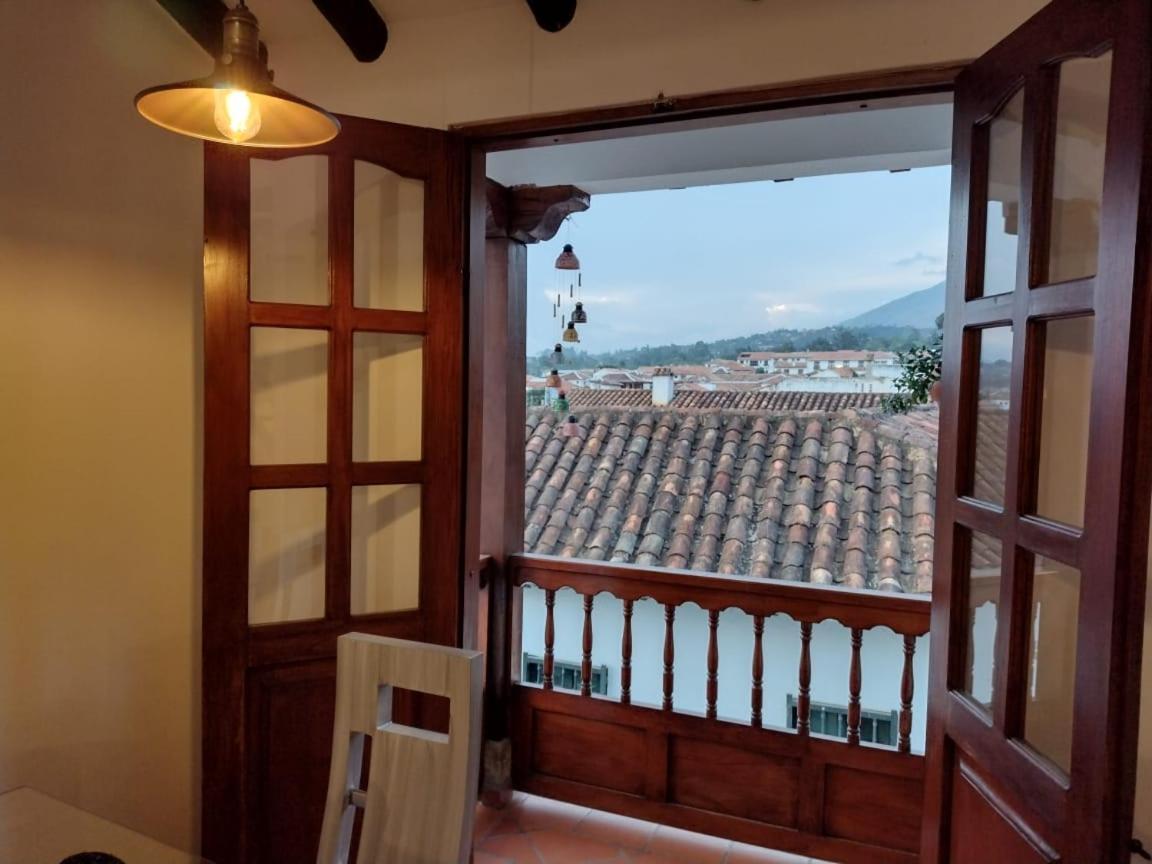 Balcones De La 2 *